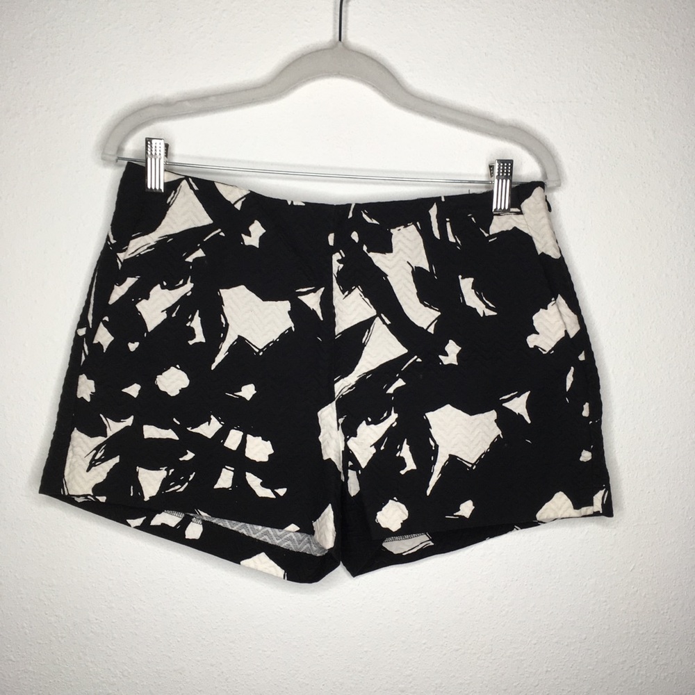 Banana Republic Black & White Jacquard Shorts 10
